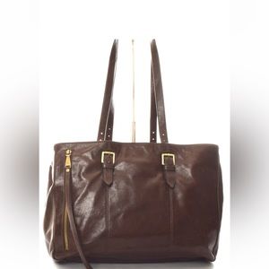 Women’s HOBO INTERNATIONAL leather purse.